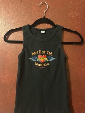 Hard rock cafe top